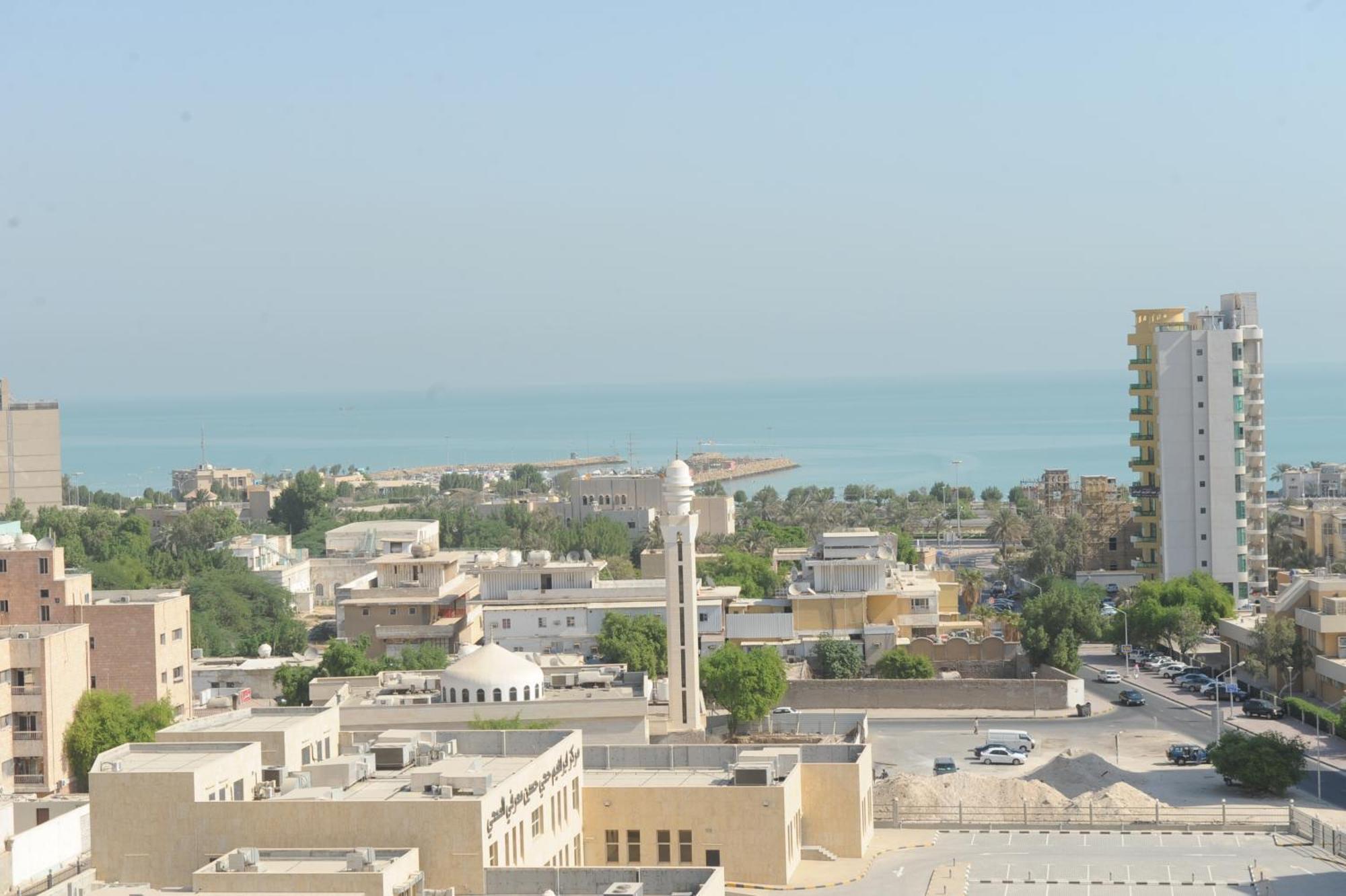 Gulf Continental Suite Кувейт Экстерьер фото